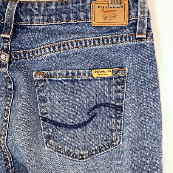 Levi Strauss Signature Mid Rise Bootcut Denim Blue Jeans Misses size 10L EUC - Picture 5 of 11